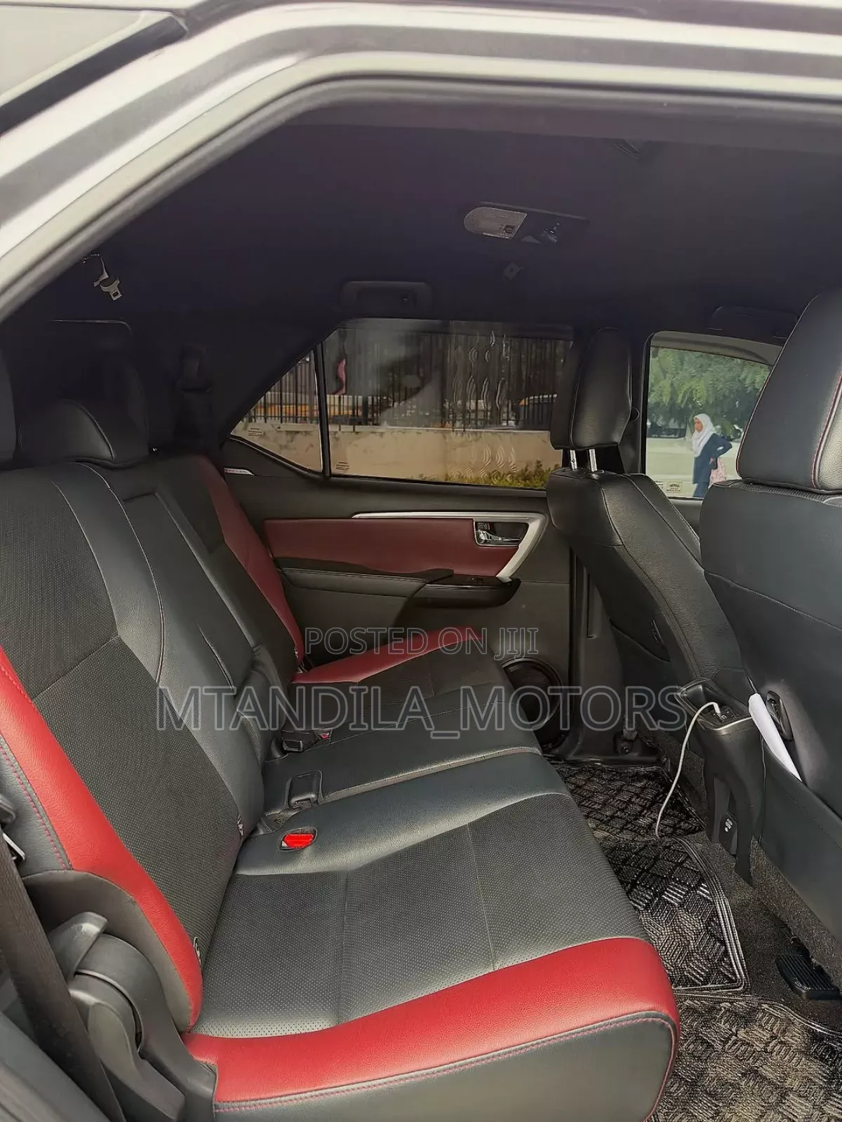 Toyota Fortuner 2.7 AWD 2023 Gray