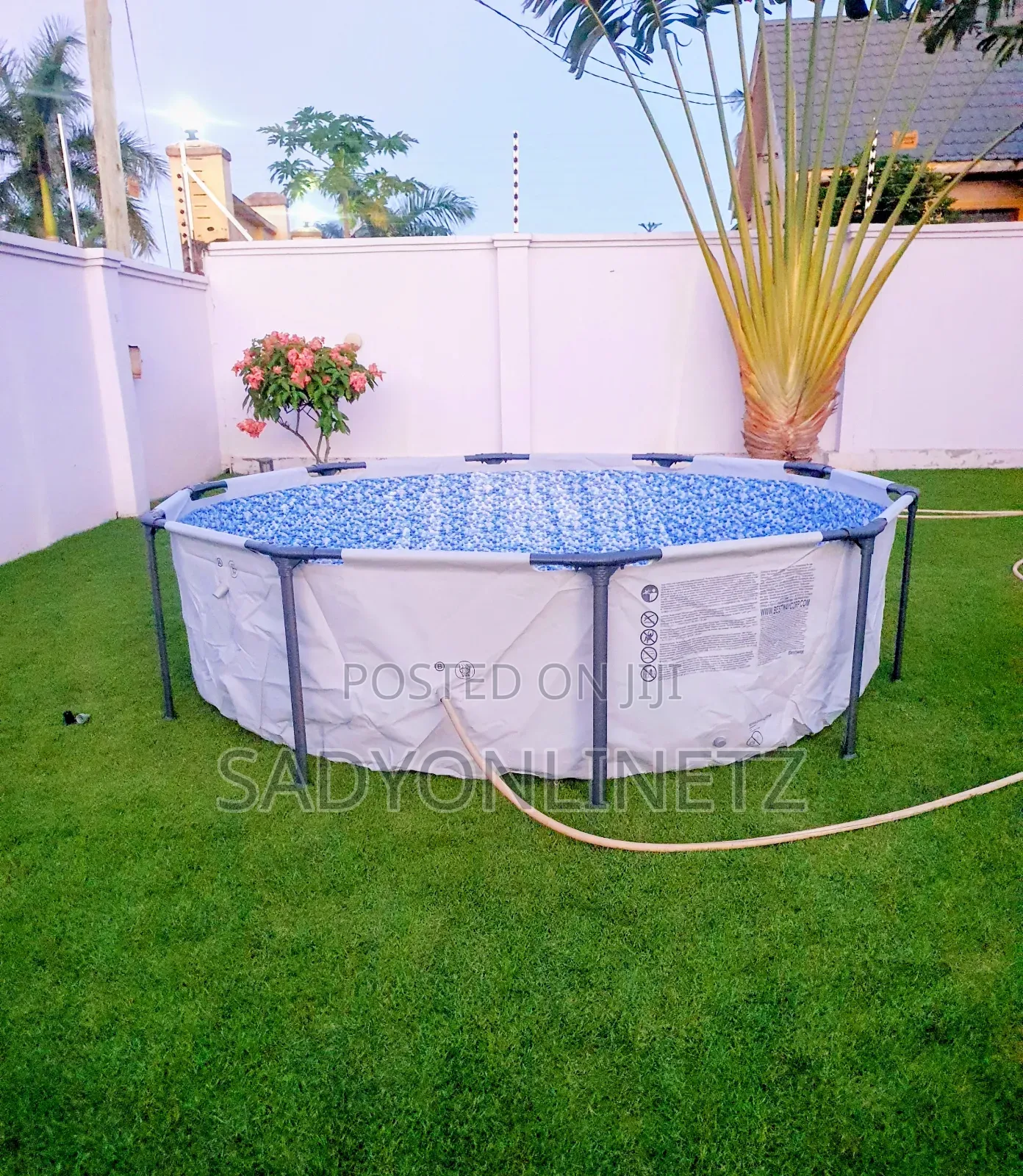 Bestway Steel Pro Max Round Swimming Pool 3.05m