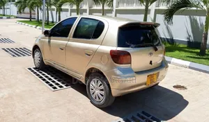 Toyota Vitz 2003 Gold