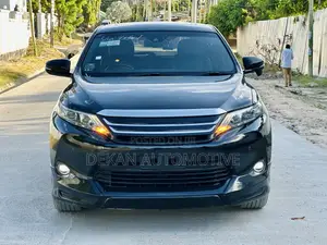 Toyota Harrier 2.0 4WD 2015 Black