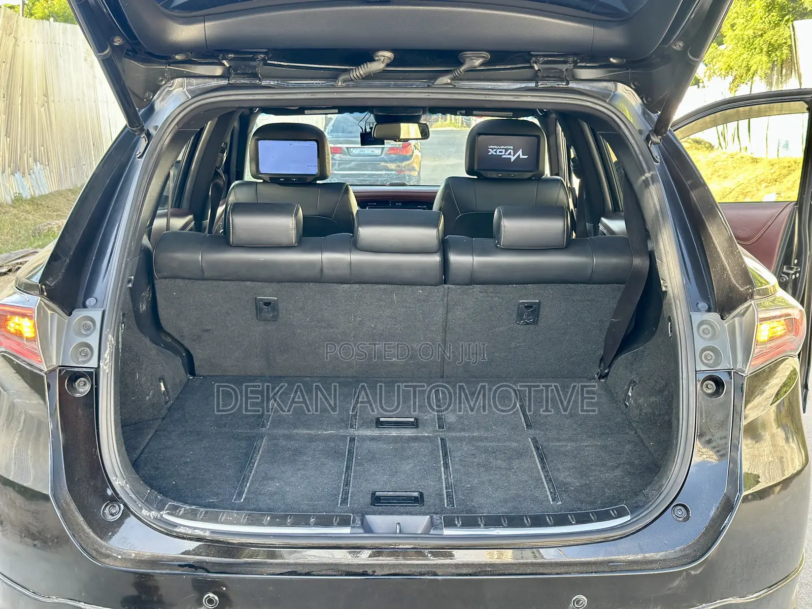 Toyota Harrier 2.0 4WD 2015 Black