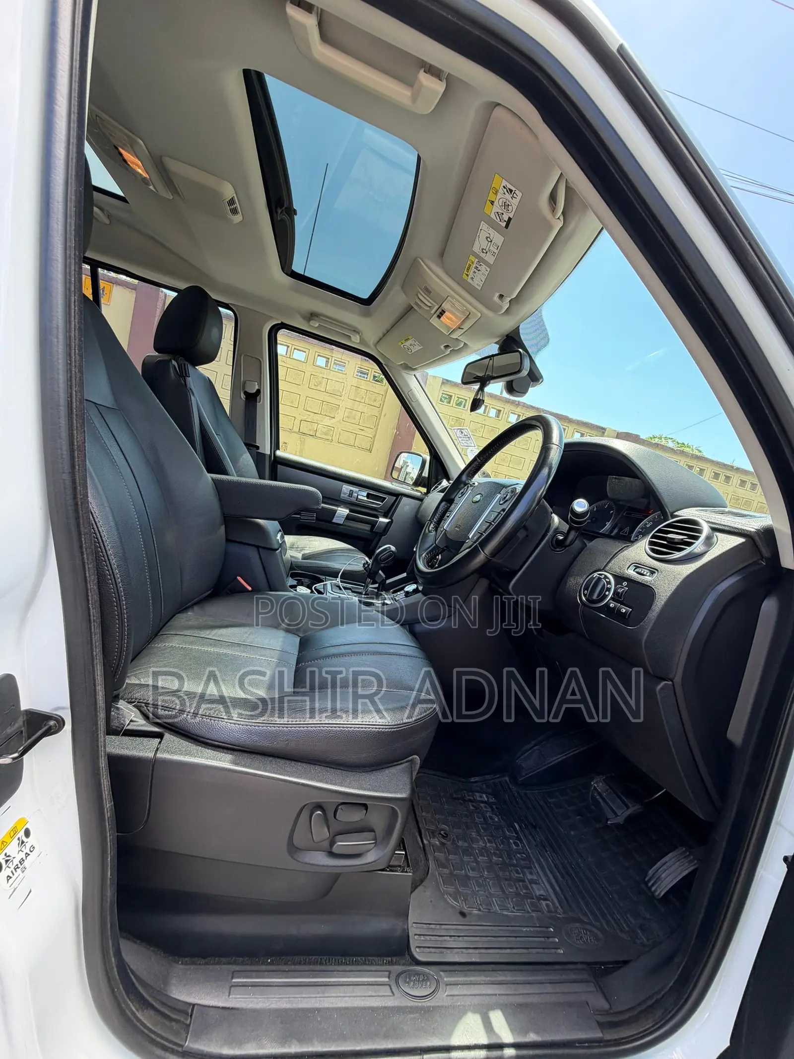Land Rover Discovery 2013 Pearl