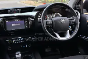 Toyota Hilux 2.4 Diesel 2020 Black