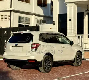 Subaru Forester 2016 White