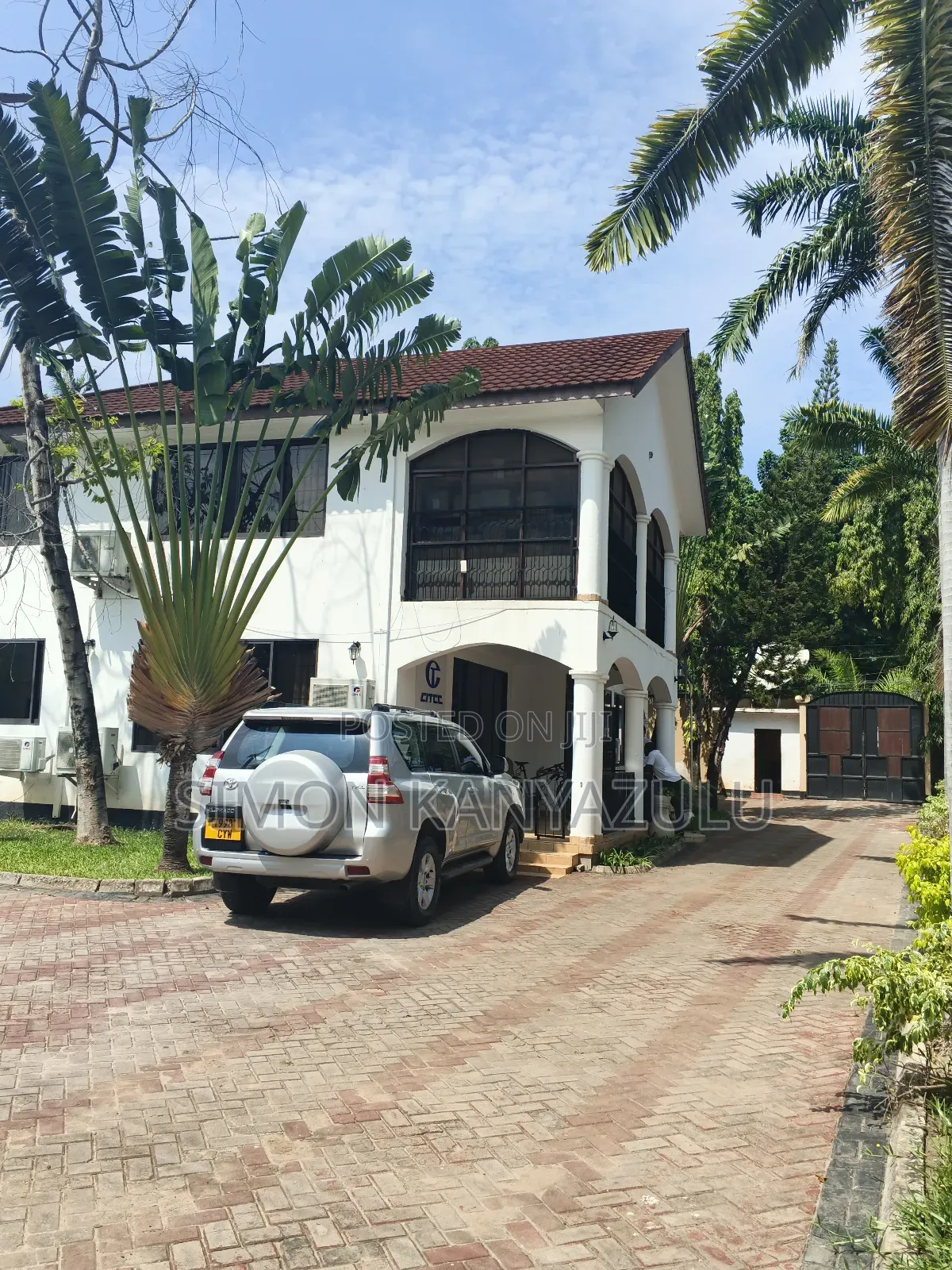 4bdrm Apartment in Chole, Masaki for rent