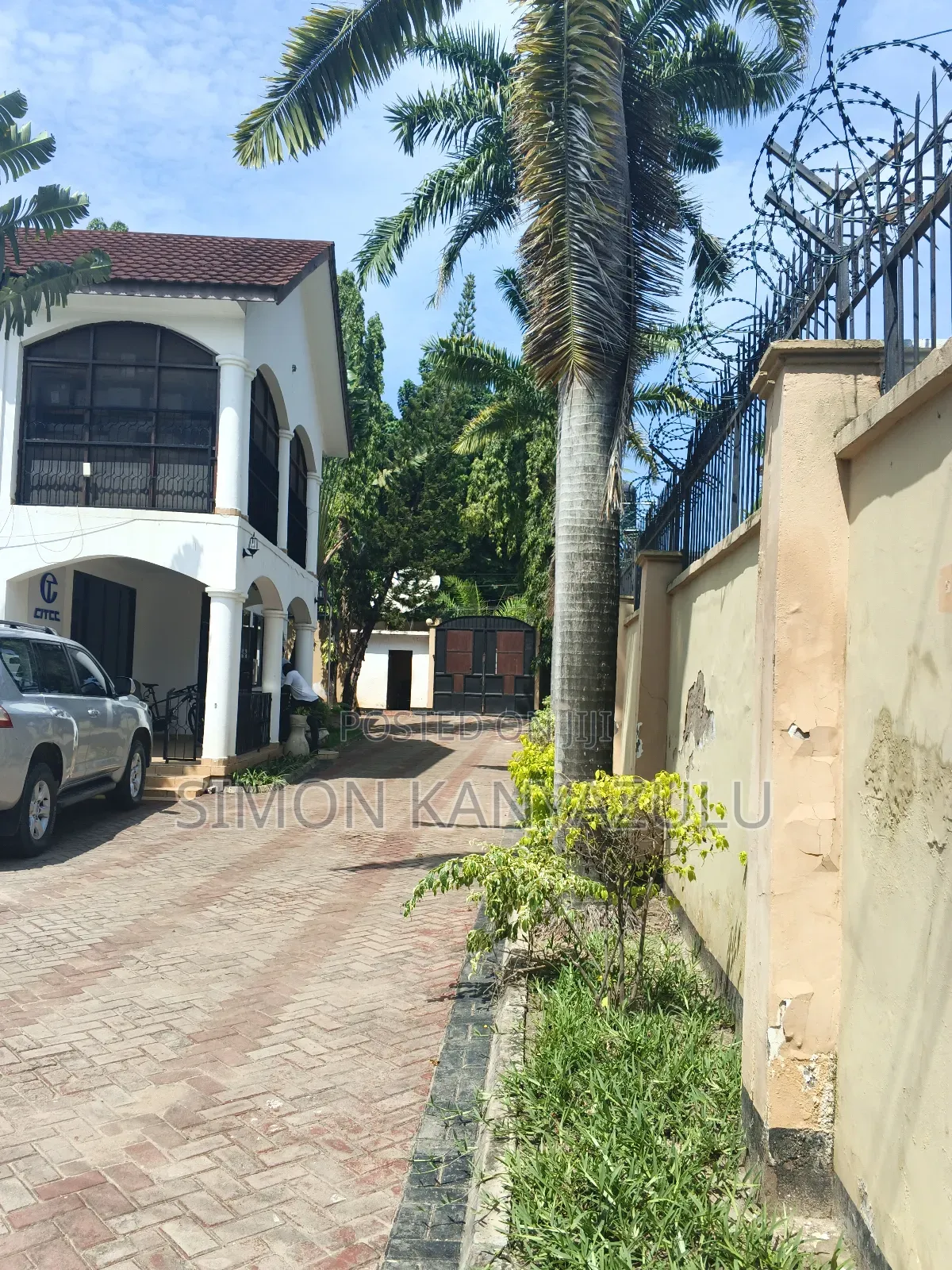 4bdrm Apartment in Chole, Masaki for rent