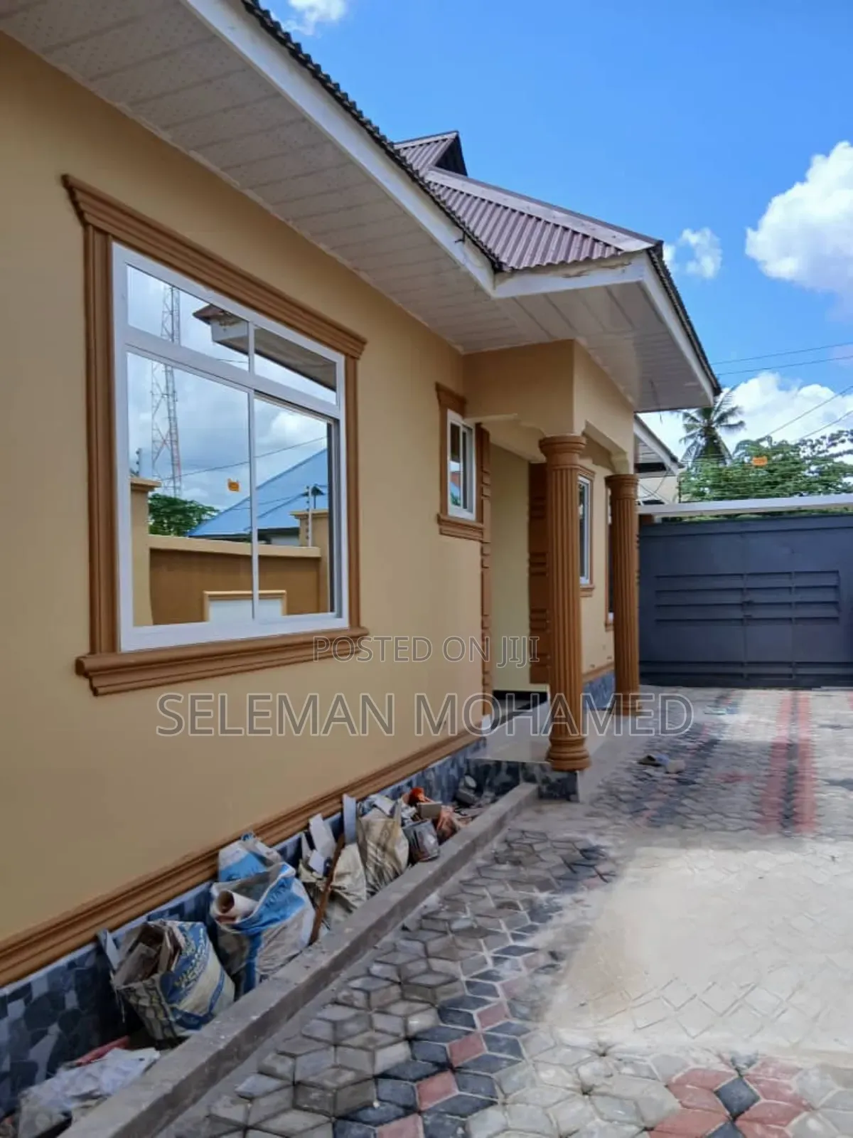 Furnished 3bdrm House in Biriani Real Estate, Chamazi for sale