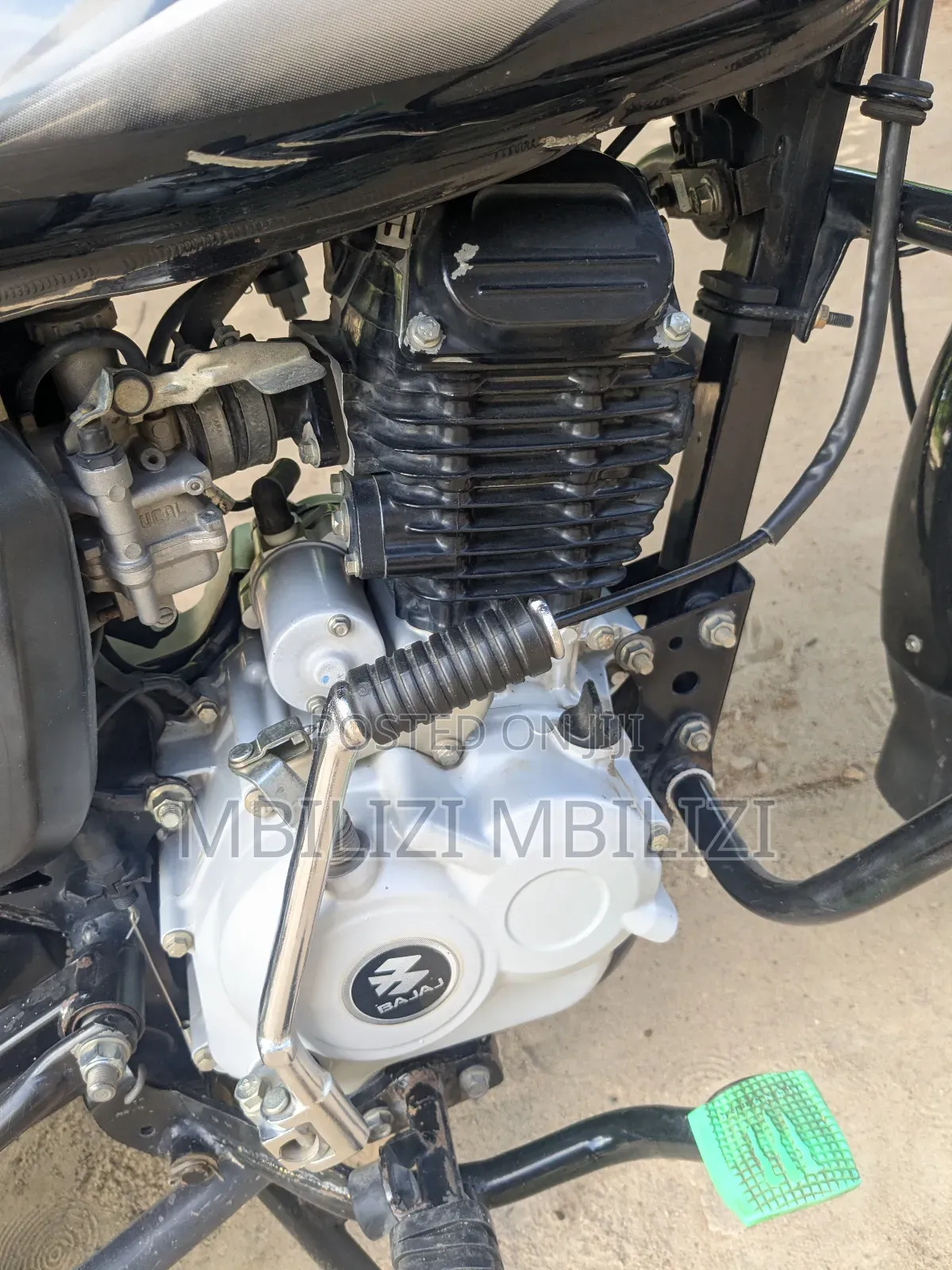 Bajaj Boxer 125 2025 Black