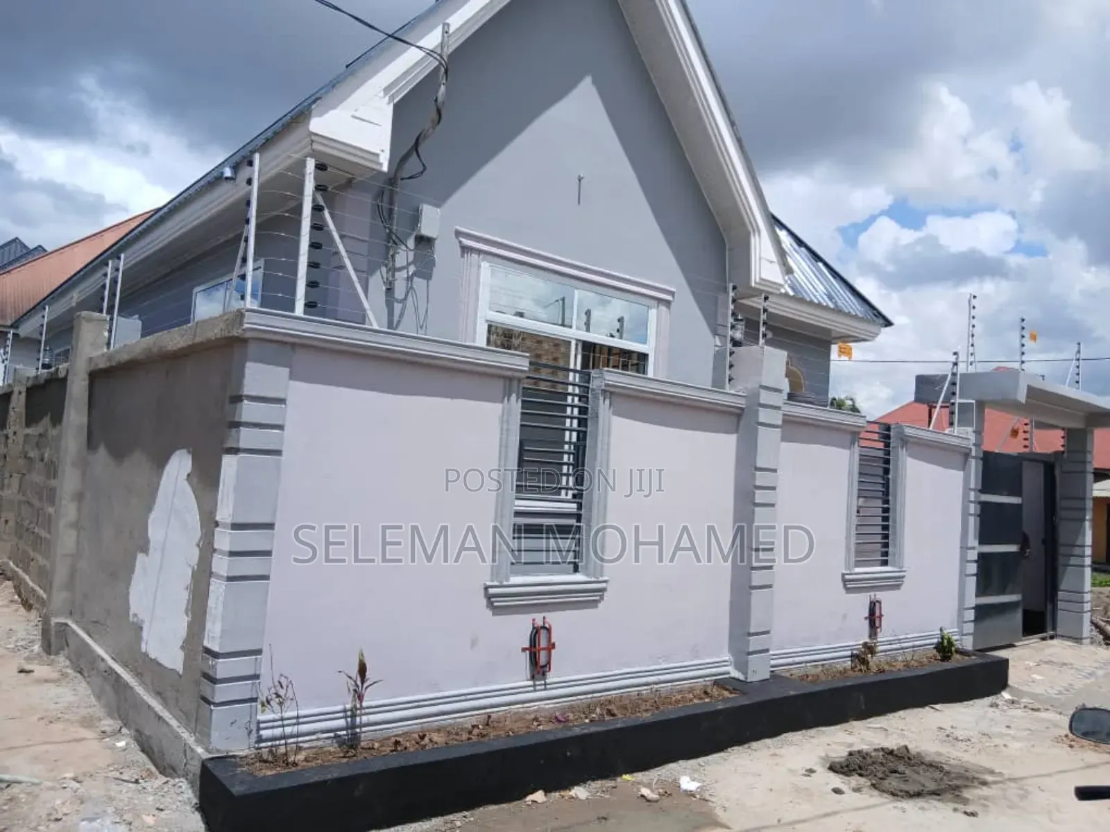 Furnished 4bdrm House in Biriani Real Estate, Chamazi for sale