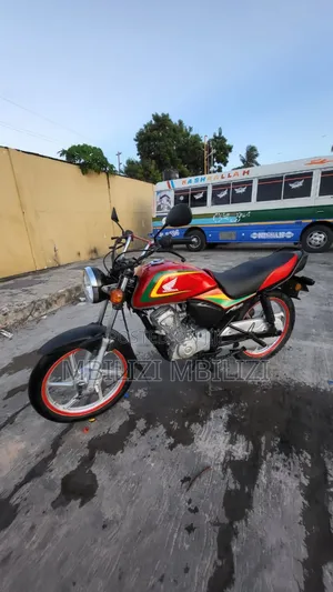 Honda XL 125 2025 Red