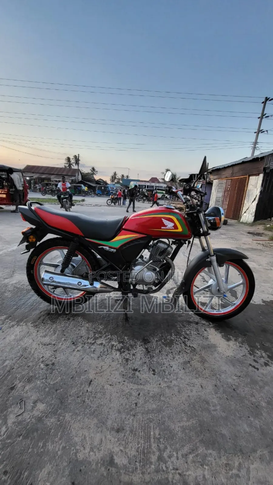 Honda XL 125 2025 Red