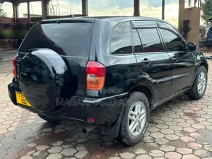 Toyota RAV4 Automatic 2003 Black