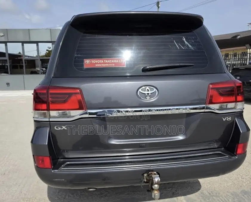 Toyota Land Cruiser 2012 Gray