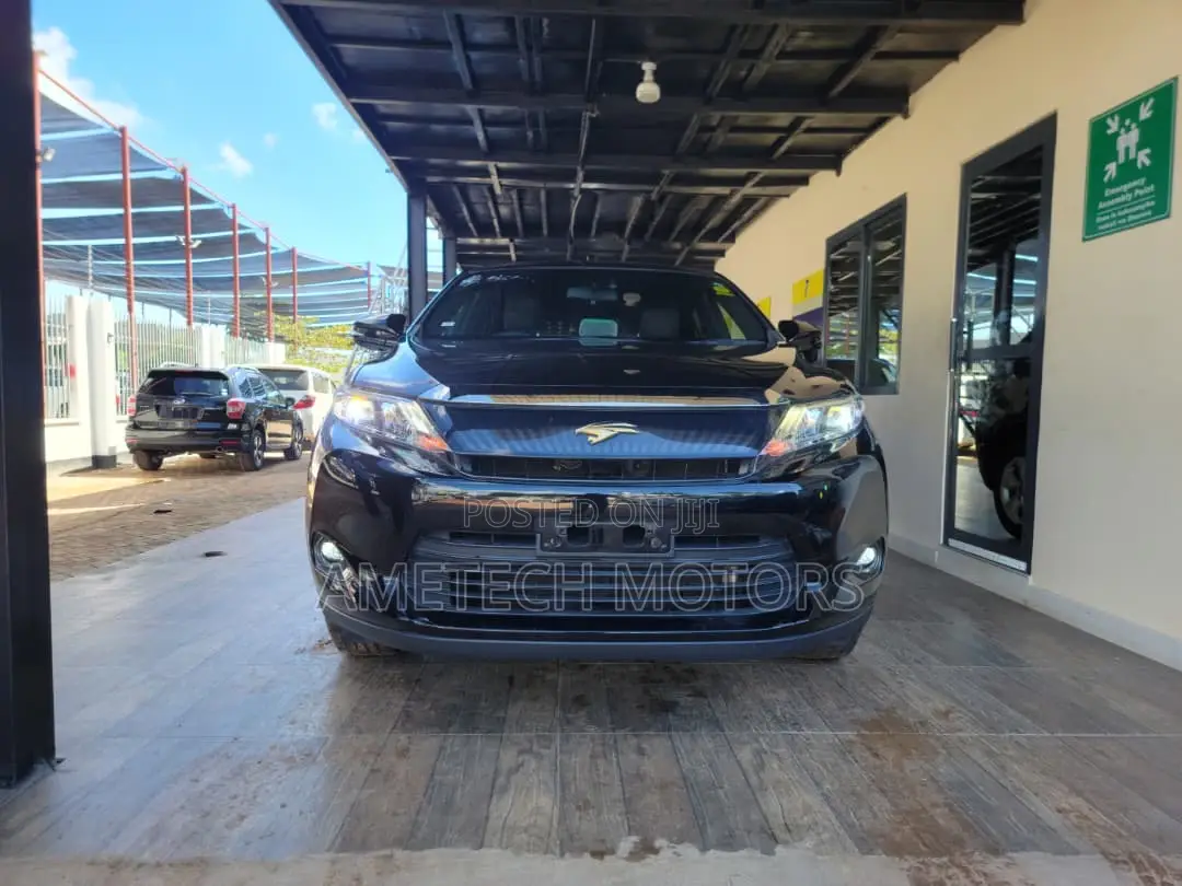 Toyota Harrier 2017 Black