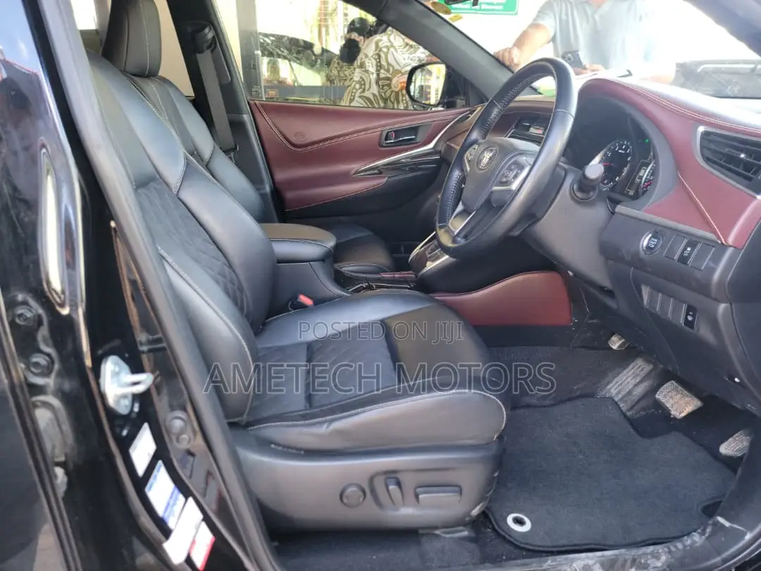 Toyota Harrier 2017 Black