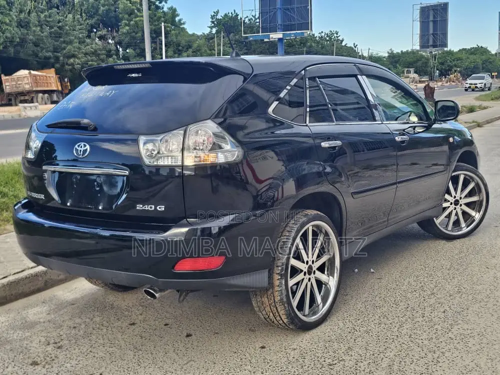 Toyota Harrier 2.4 2009 Black