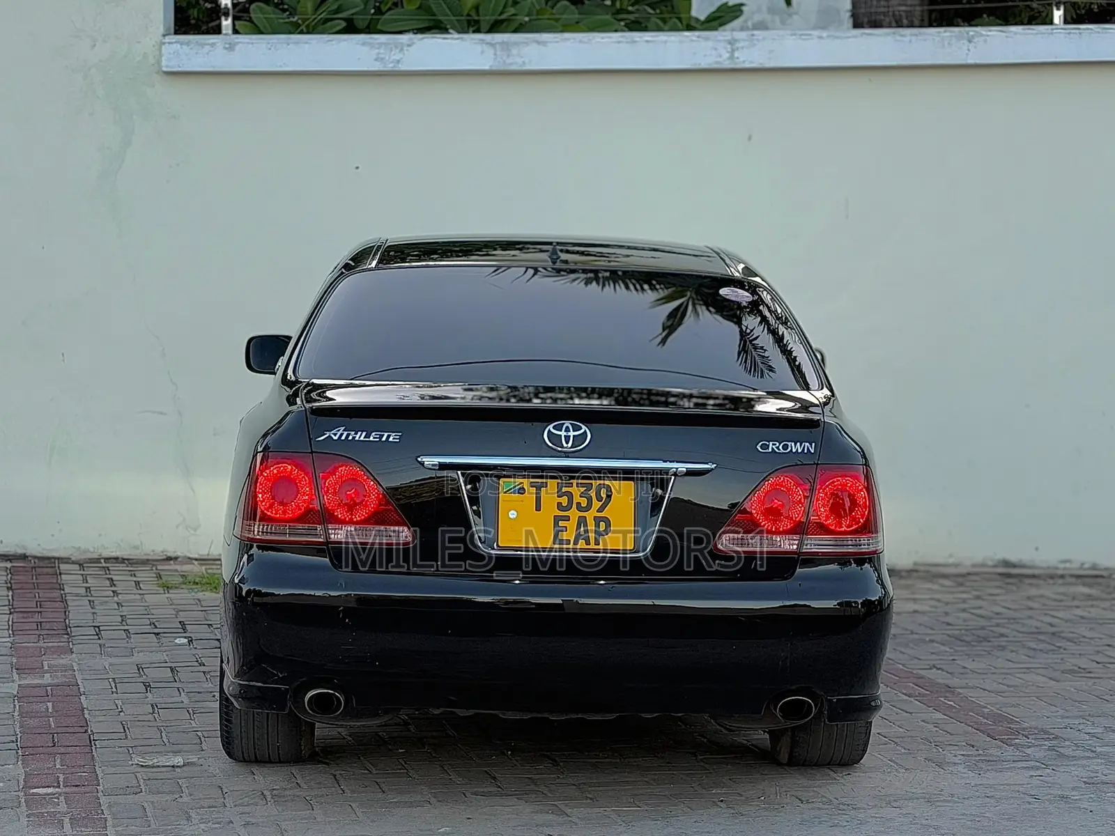 Toyota Crown 2005 Black
