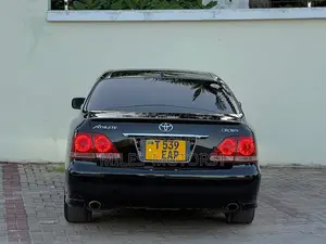 Toyota Crown 2005 Black