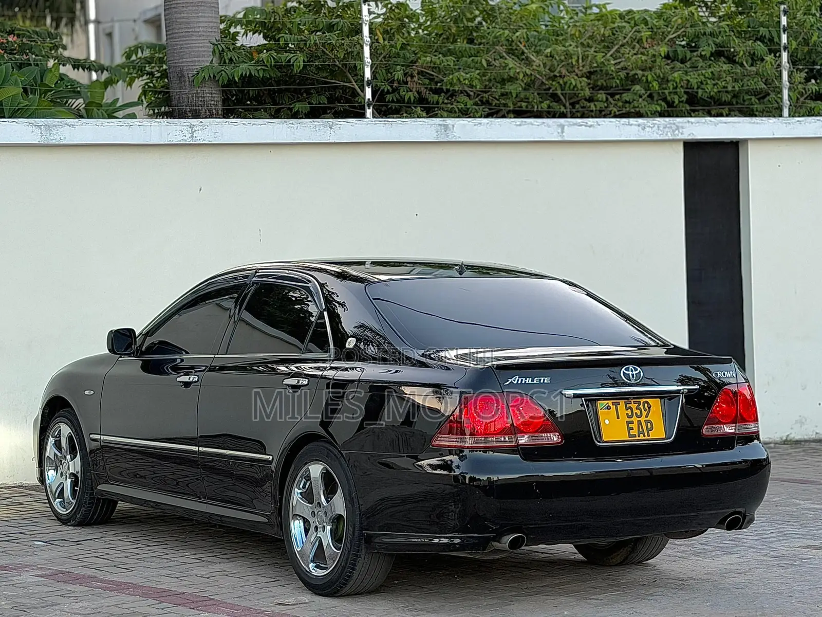 Toyota Crown 2005 Black