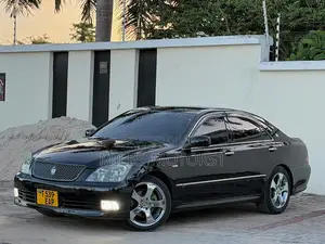 Toyota Crown 2005 Black