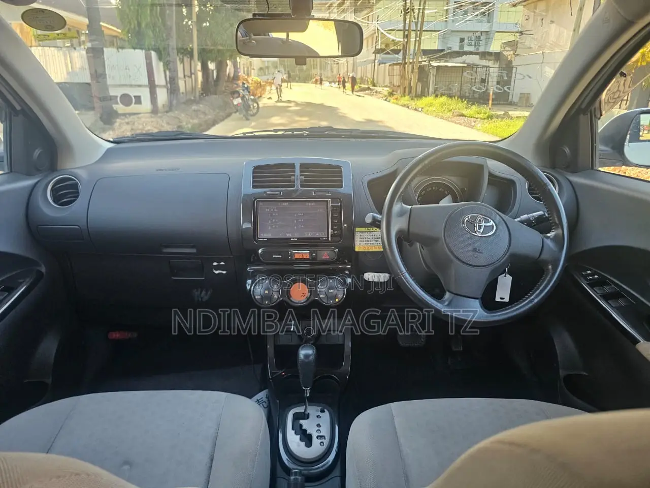 Toyota IST 2007 White
