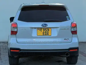 Subaru Forester 2014 White