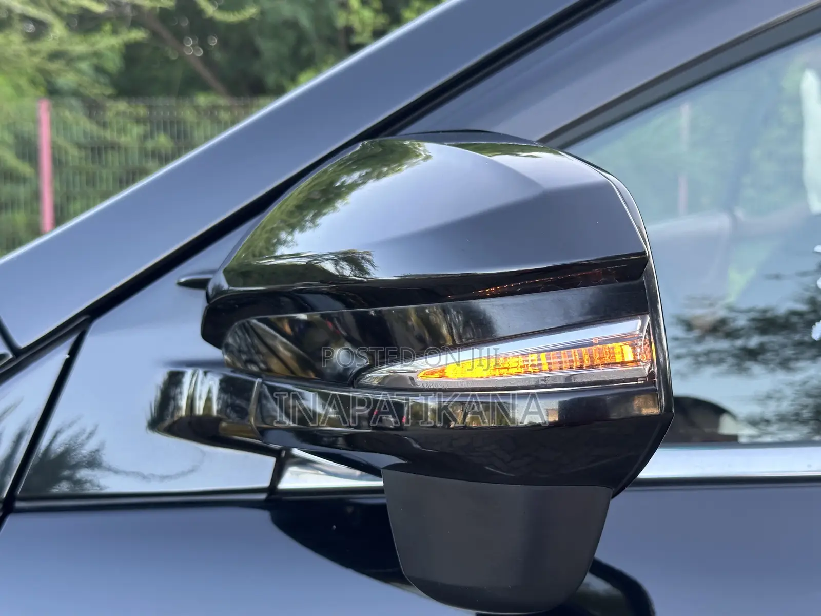 Toyota Harrier 2.0 2016 Black