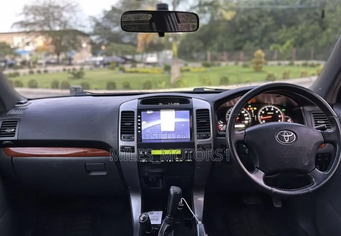 Toyota Land Cruiser Prado 2005 Black