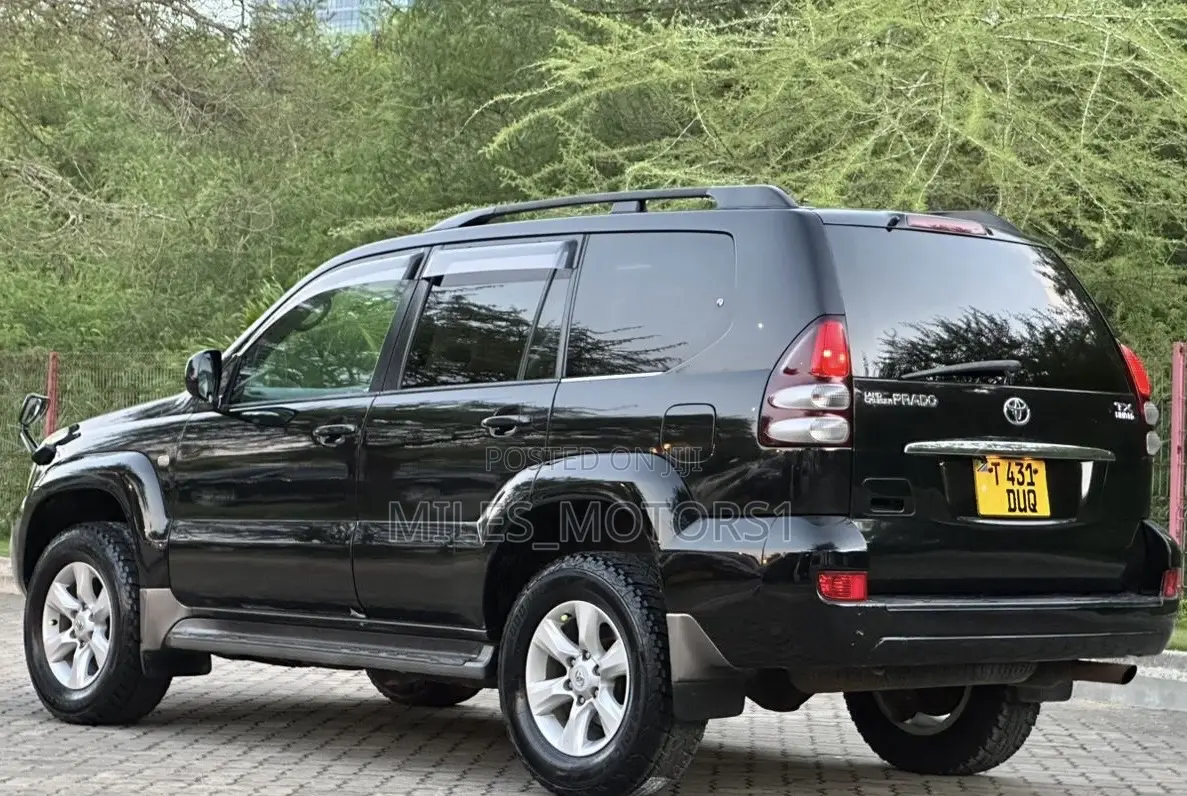 Toyota Land Cruiser Prado 2005 Black