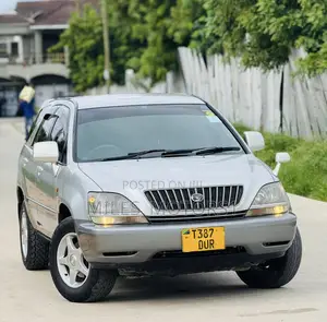 Toyota Harrier 2002 Silver