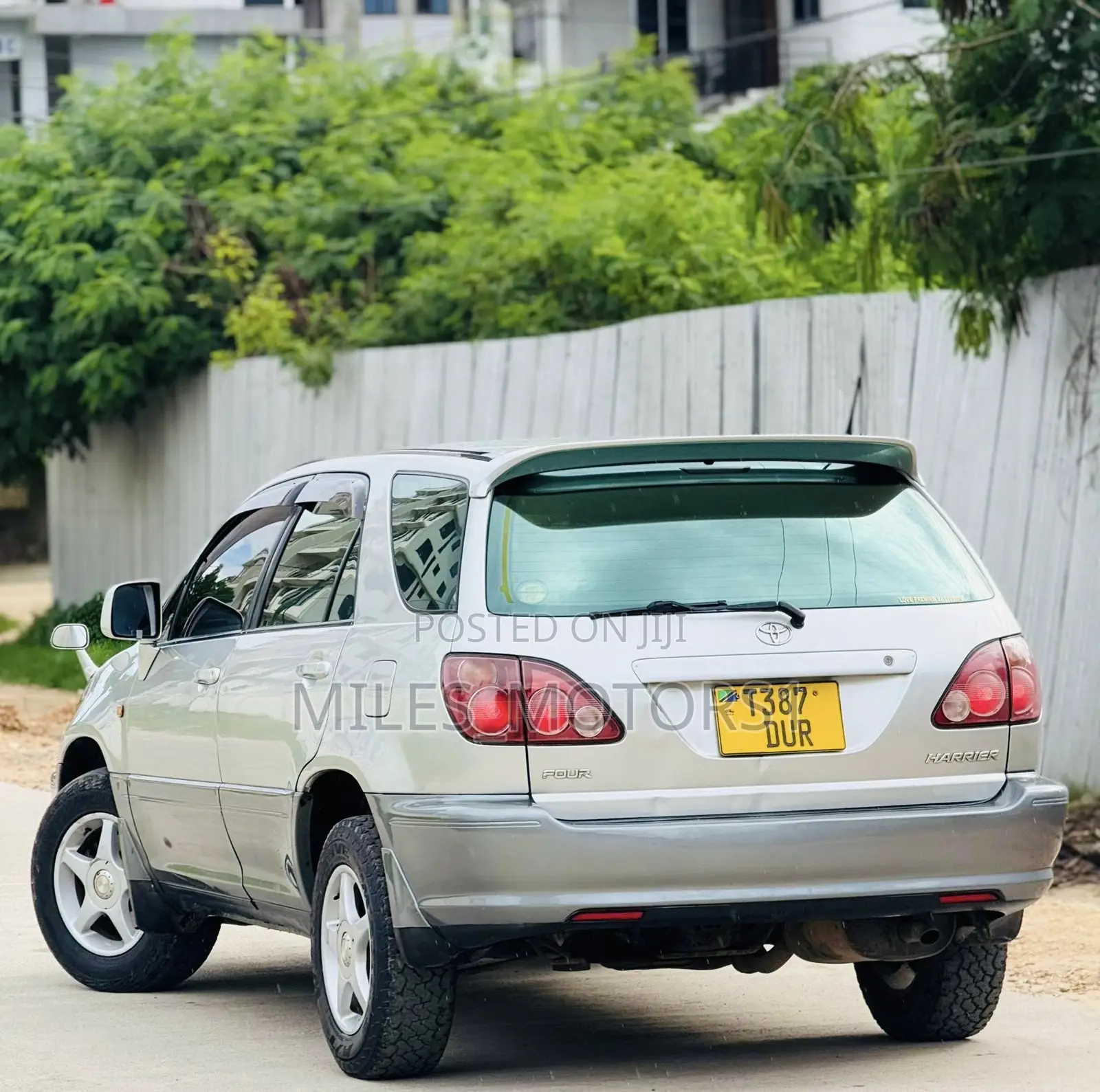 Toyota Harrier 2002 Silver
