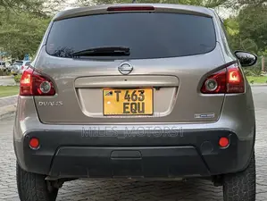 Nissan Dualis 2009 Beige