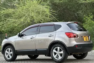 Nissan Dualis 2009 Beige