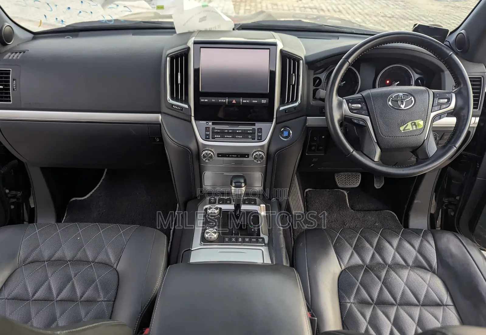 Toyota Land Cruiser 2016 Black