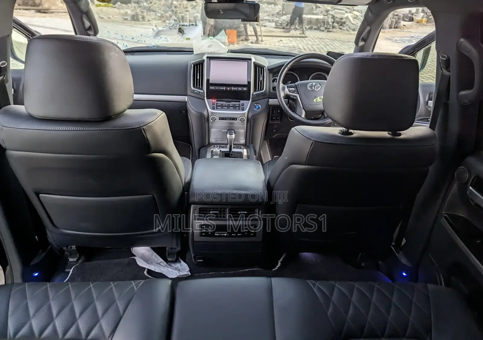 Toyota Land Cruiser 2016 Black
