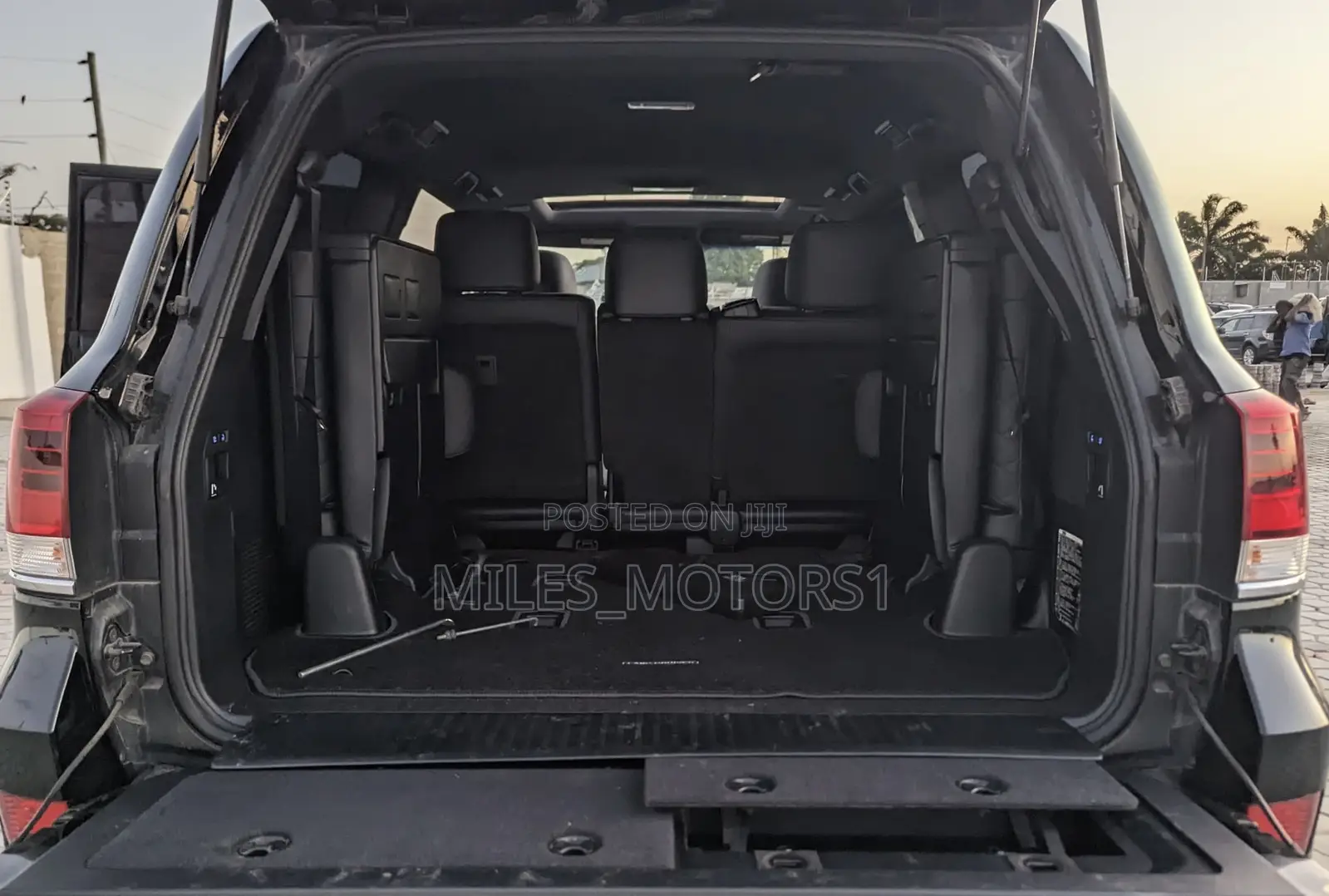 Toyota Land Cruiser 2016 Black