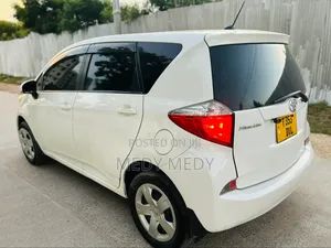 Toyota Ractis 2010 White