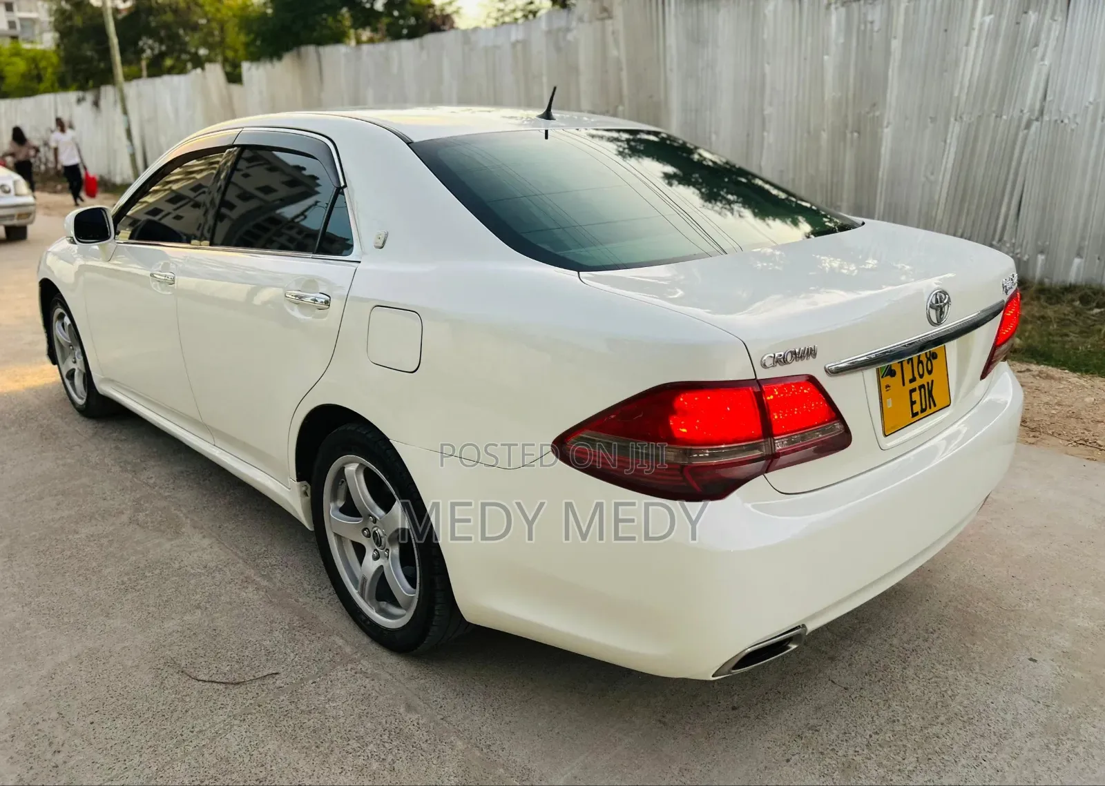 Toyota Crown 2009 White