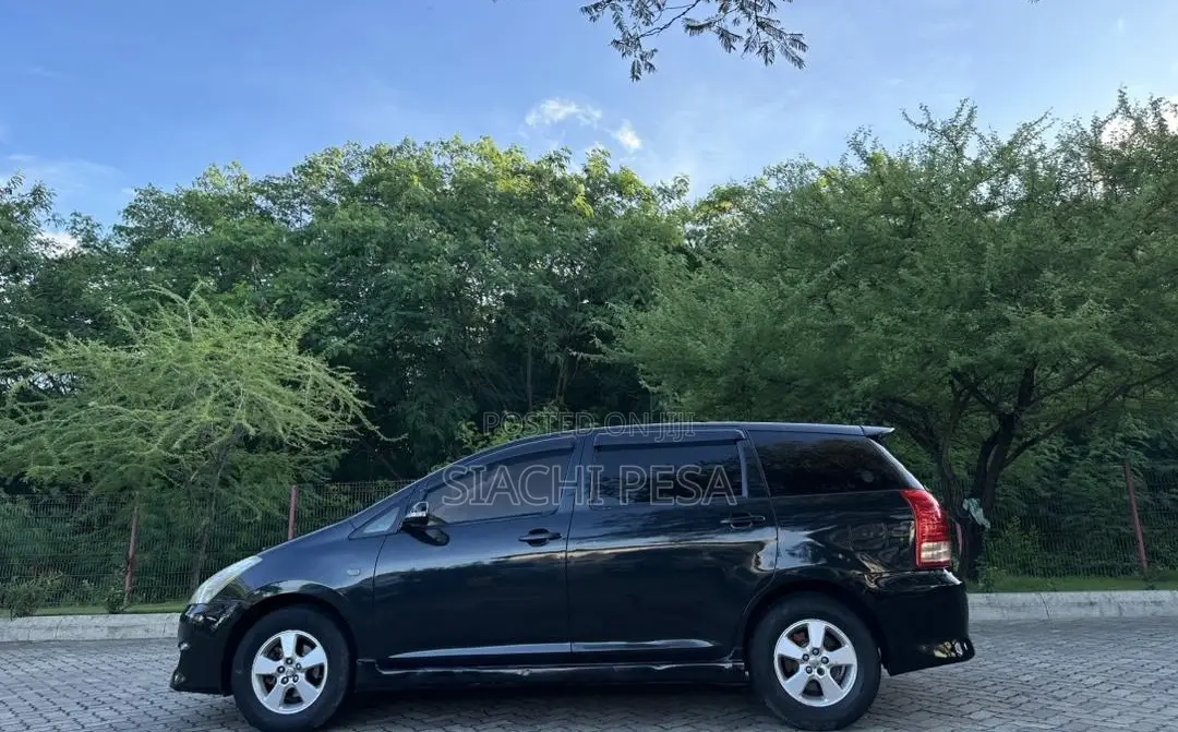Toyota Wish 2003 Black
