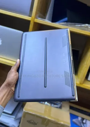 New Laptop HP Spectre 8GB Intel Core i5 SSD 256GB