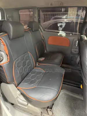 Toyota Sienta 2006 Gray