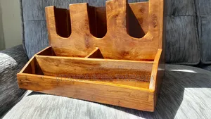 Table Organiser for a Coffee Bar