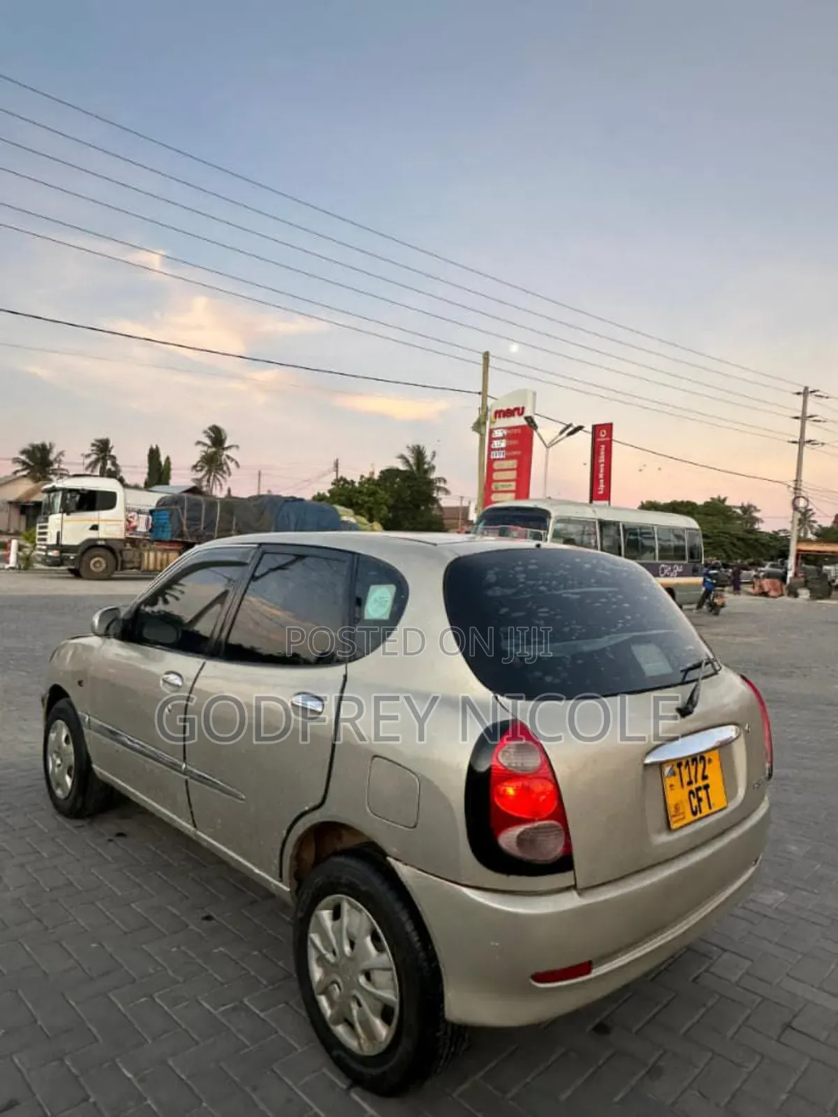 Toyota Duet 2003 Silver
