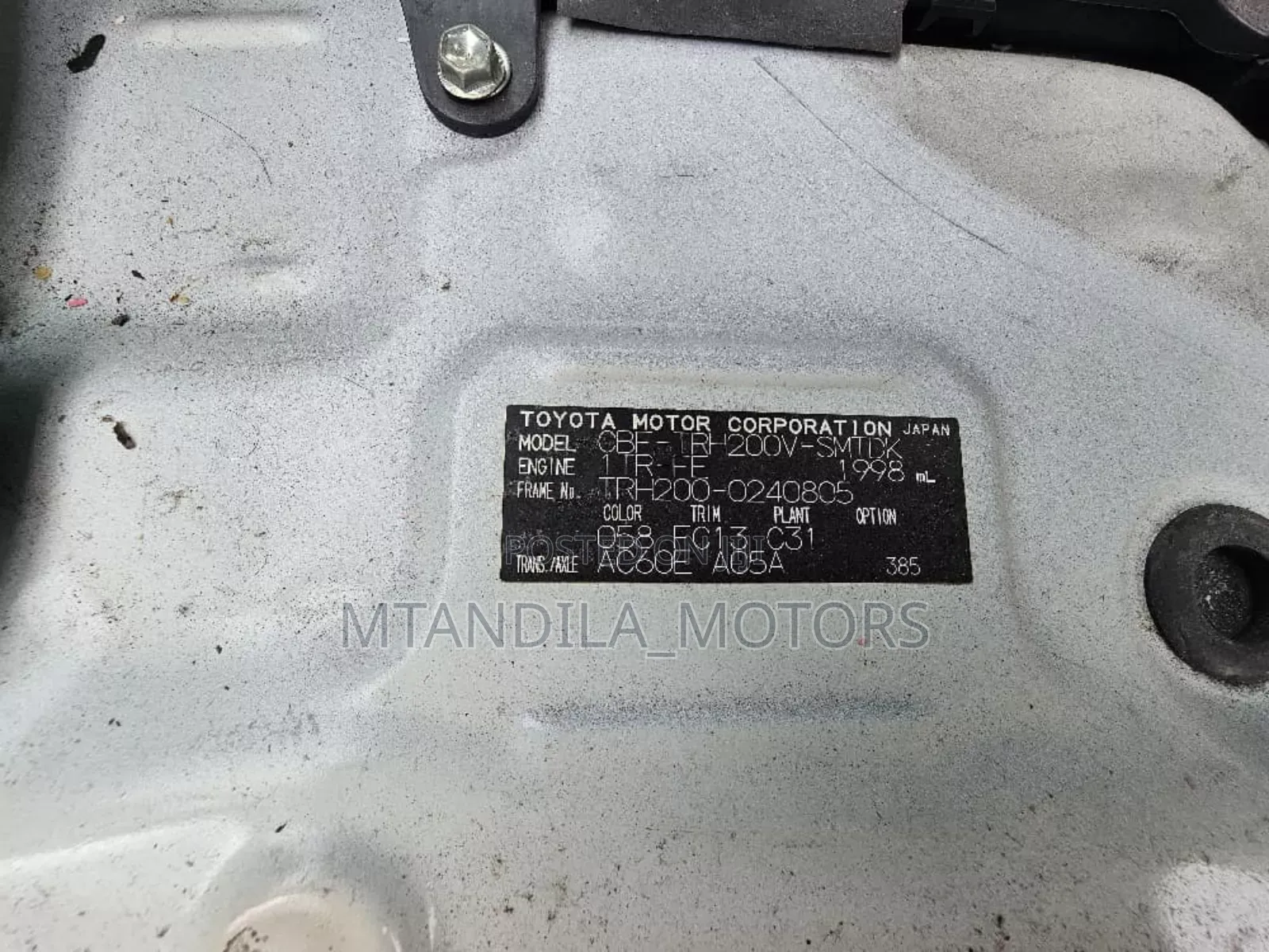 Toyota Quantum 2010 White