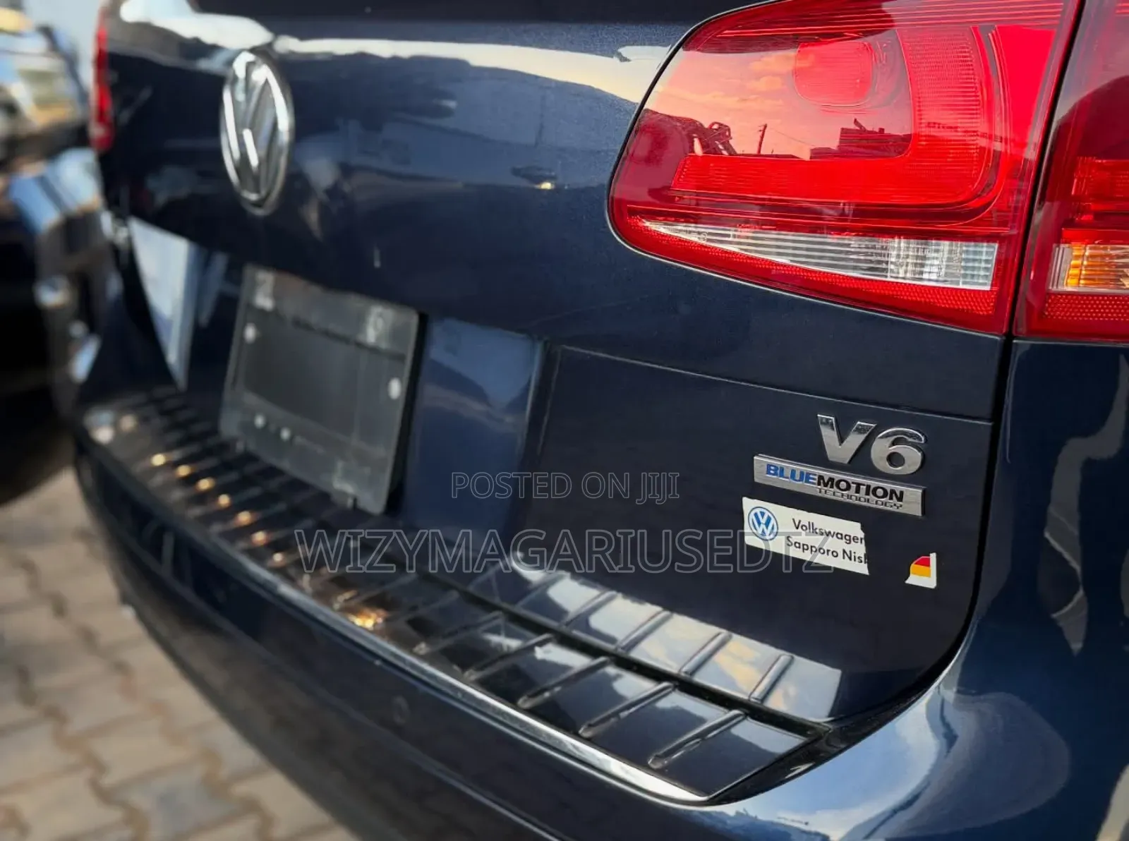 Volkswagen Touareg 2011 Blue