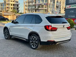 BMW X5 sDrive35i 4dr SUV (3.0L 6cyl Turbo 8A) 2015 White