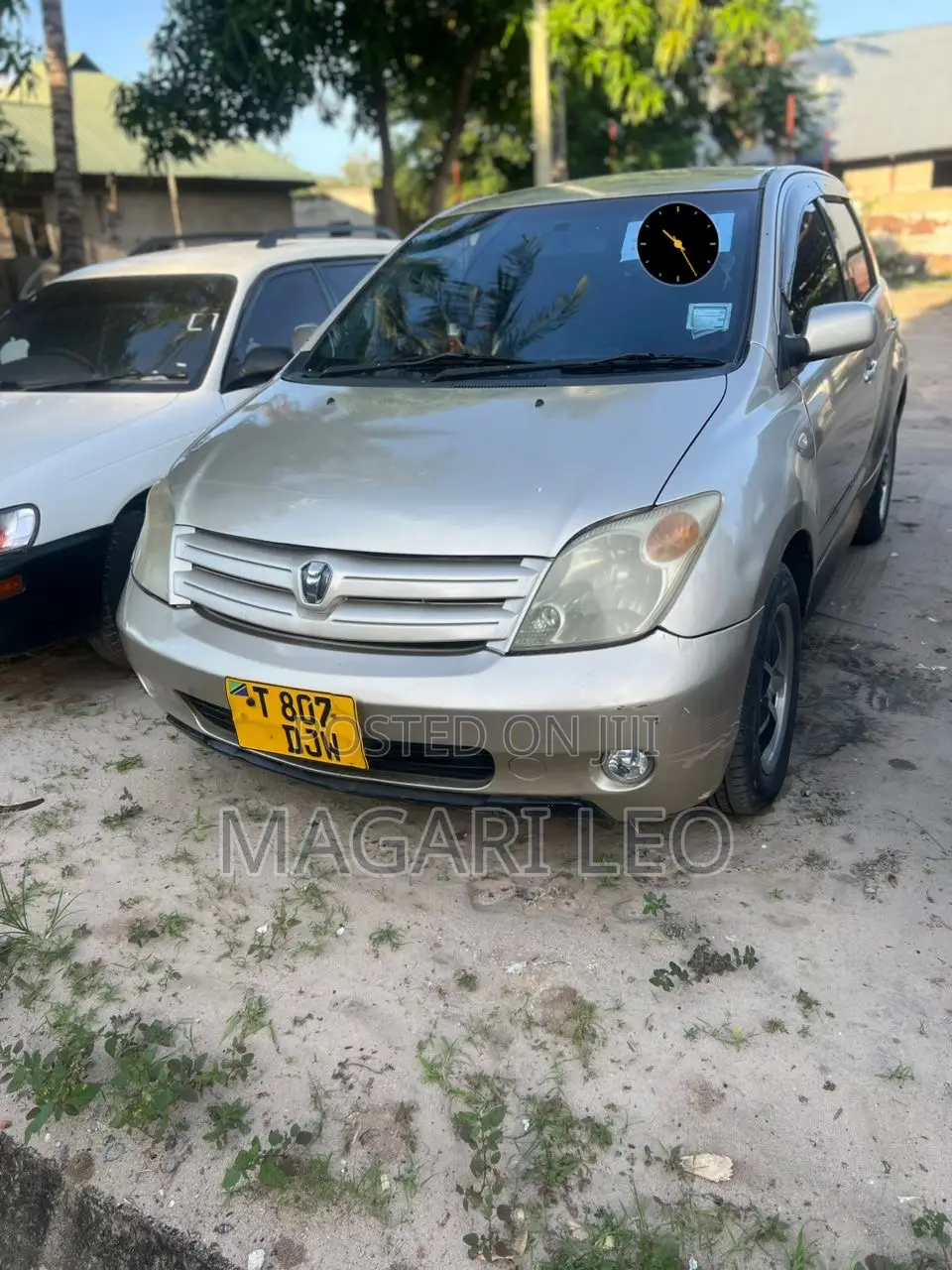 Toyota IST 2004 Beige
