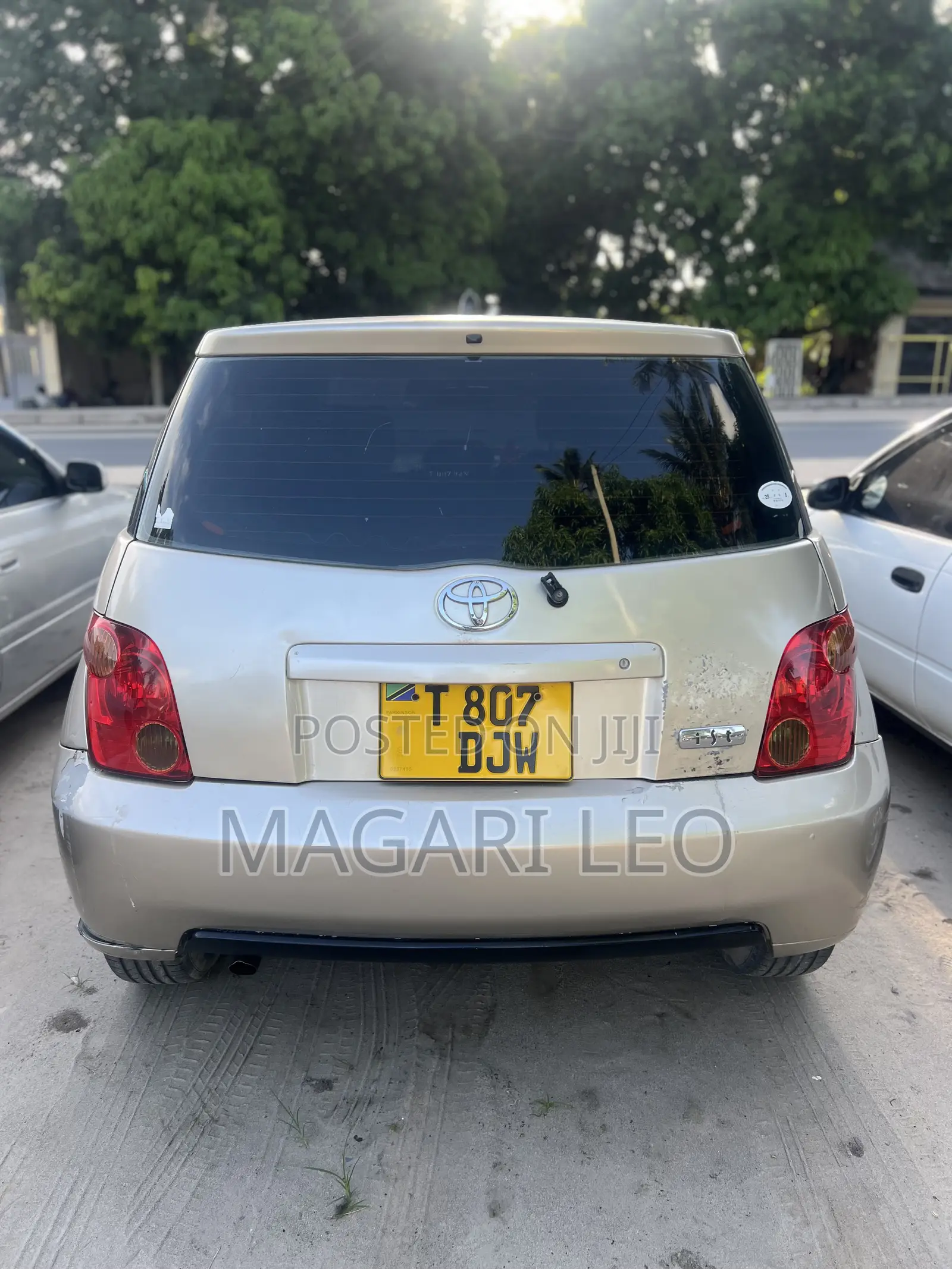 Toyota IST 2004 Beige