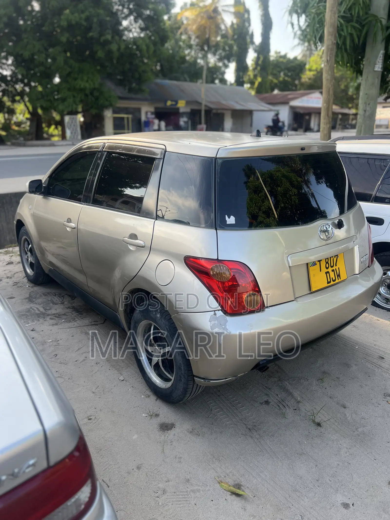 Toyota IST 2004 Beige