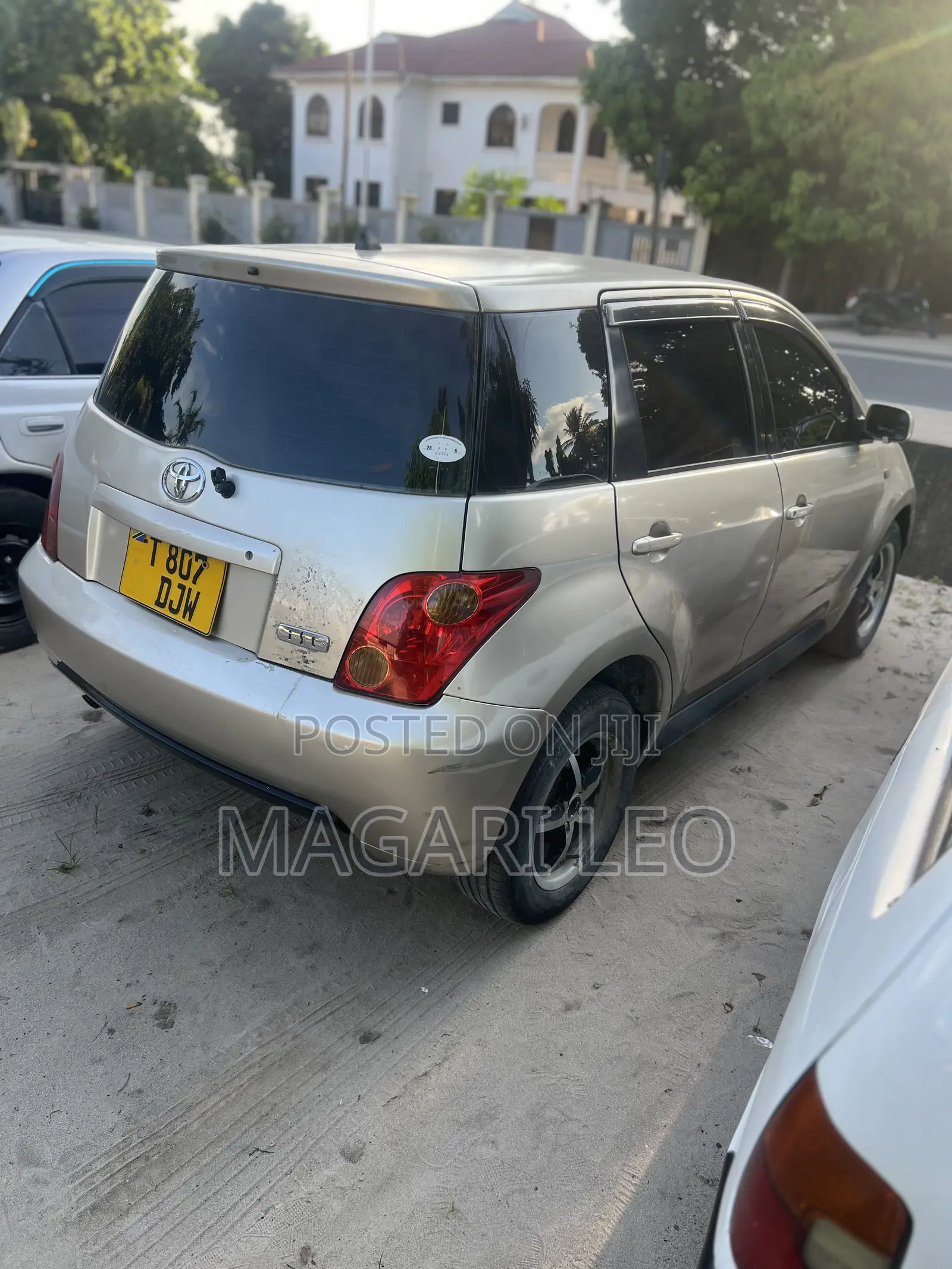 Toyota IST 2004 Beige